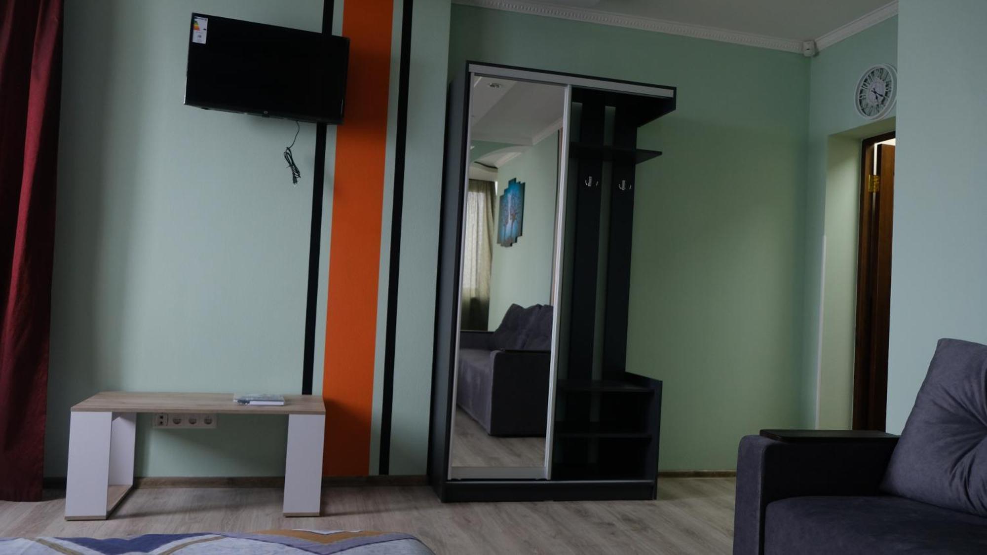 Uneed Rooms: Sky Kyiv Exterior photo
